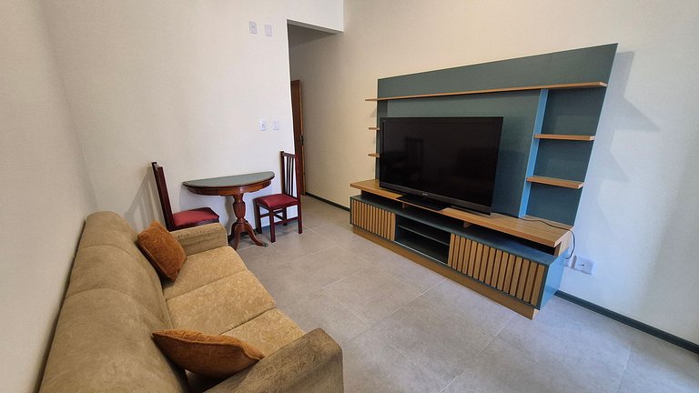 Copacabana, a 3 cuadras de la playa.