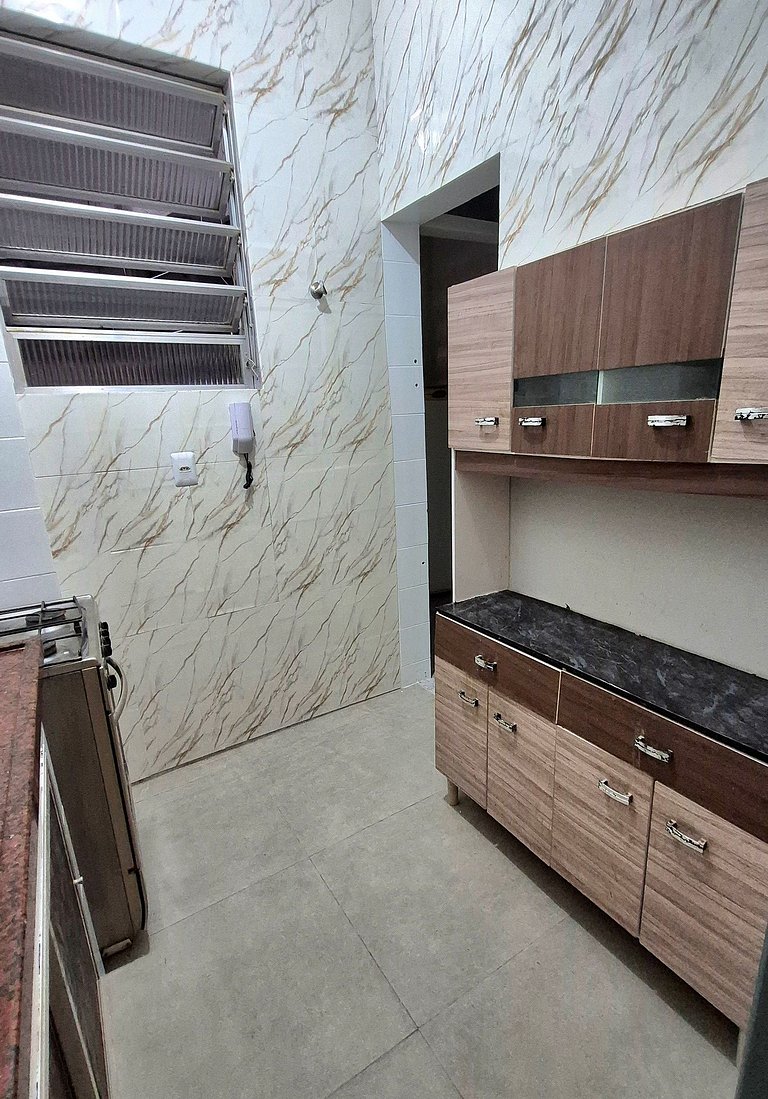 Copacabana, a 3 cuadras de la playa.