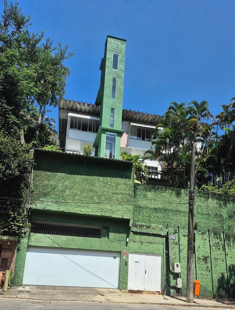 Departamento cerca de la PUC