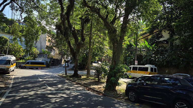 Departamento cerca de la PUC