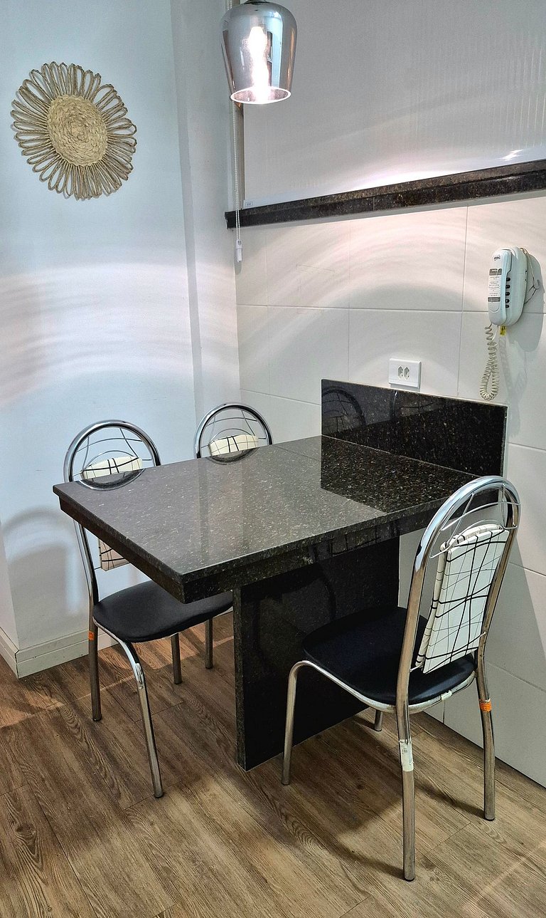 Cozy apartment only two blocks from the beach