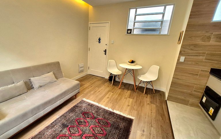Quiet and private space close to metro station