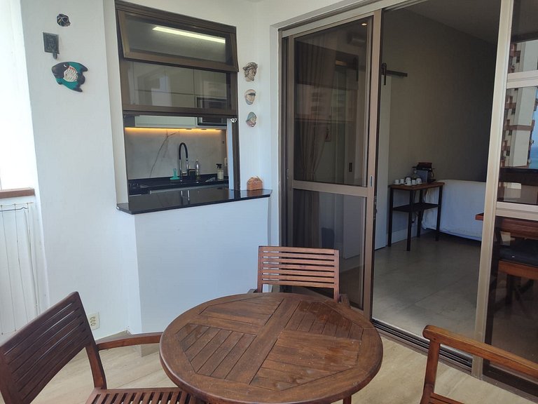 Apartment with sea view for up to 4 people