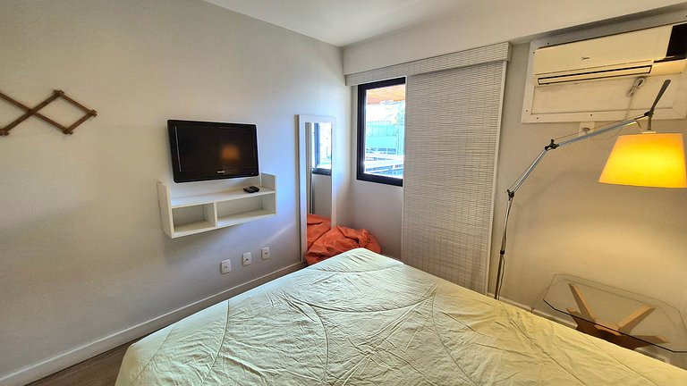 Ipanema close to the beaches with sea view