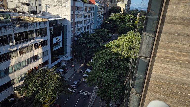 Flat Arpoador com vista mar