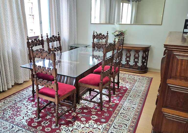Apartamento de 2 quartos com garagem