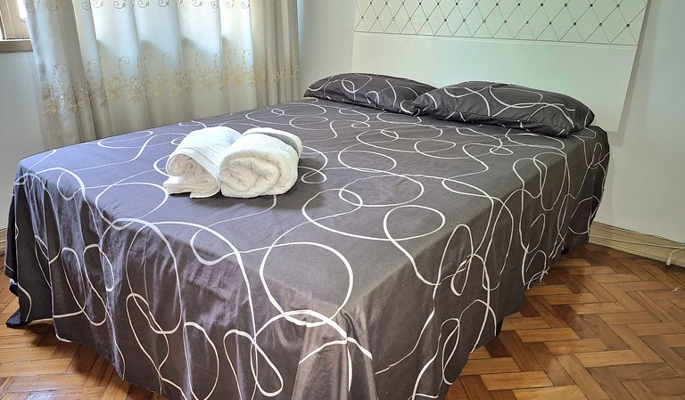 Apartamento de 2 quartos com garagem