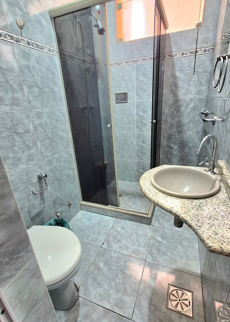 Apartamento de 2 quartos com garagem