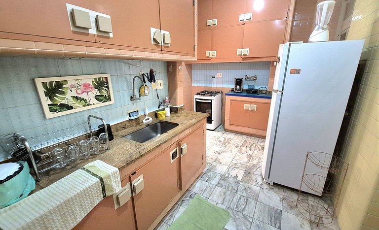 Apartamento de 2 quartos com garagem