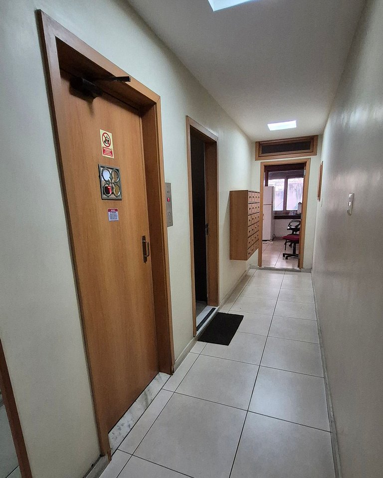 Apartamento de 2 quartos com garagem