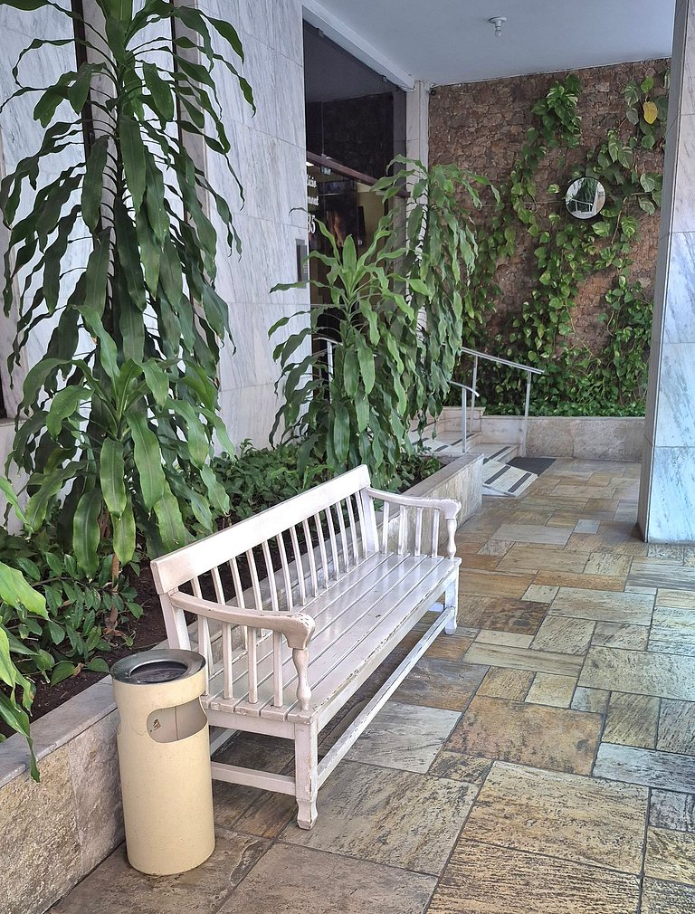 Apartamento de 2 quartos com garagem