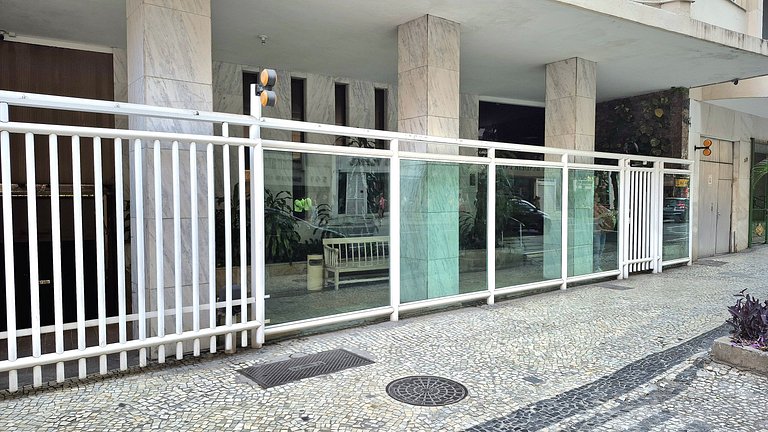 Apartamento de 2 habitaciones con garaje