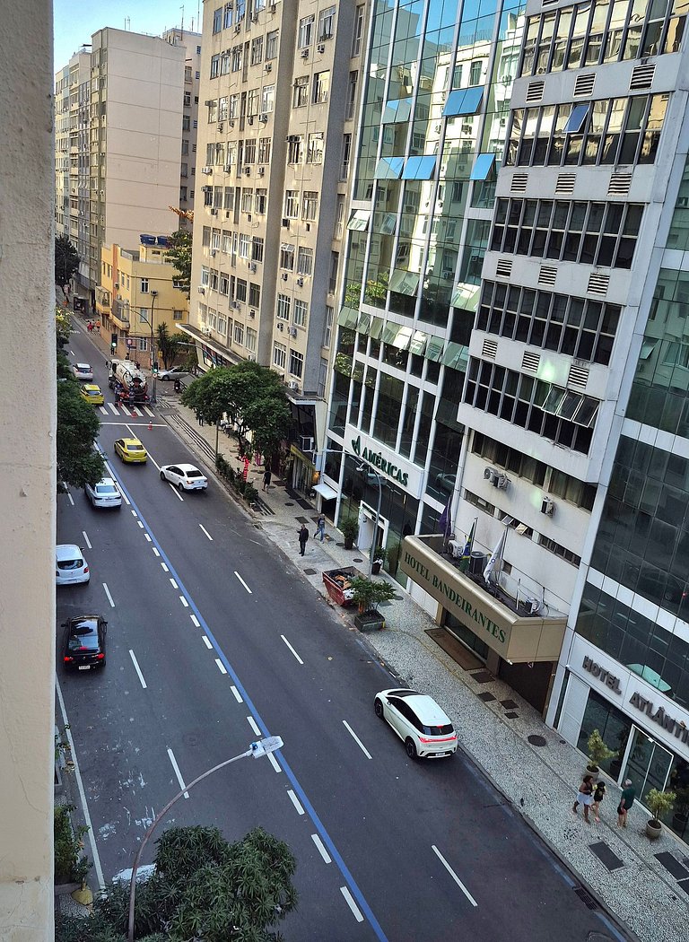 Apartamento de 2 quartos com garagem