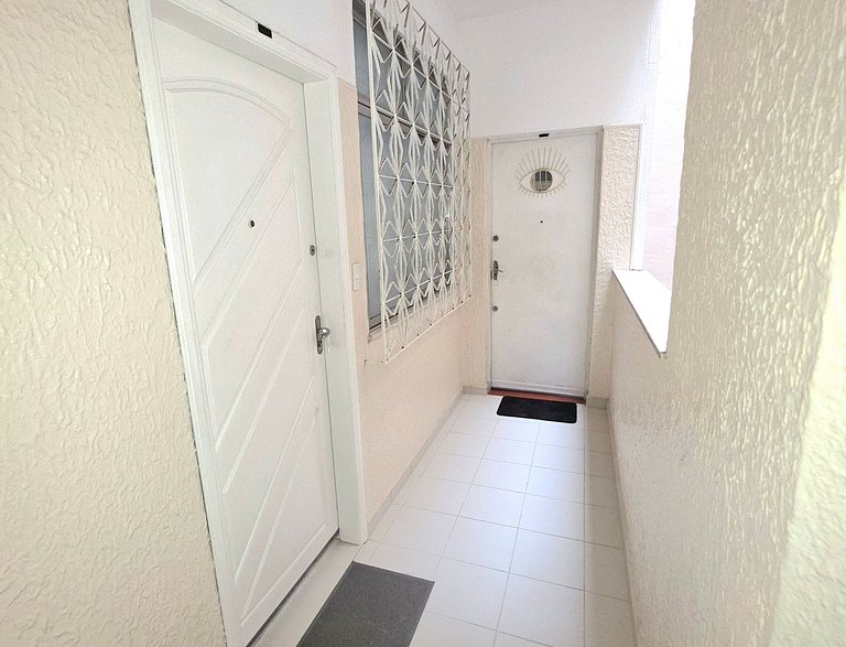 Quarto e sala novo em predio residencial