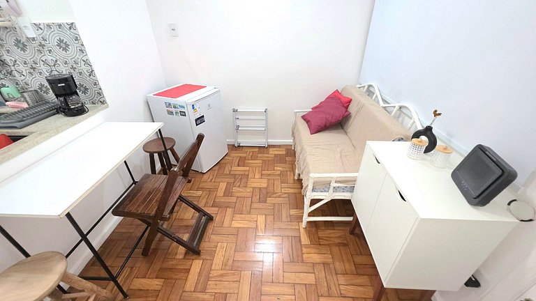 Quarto e sala novo em predio residencial