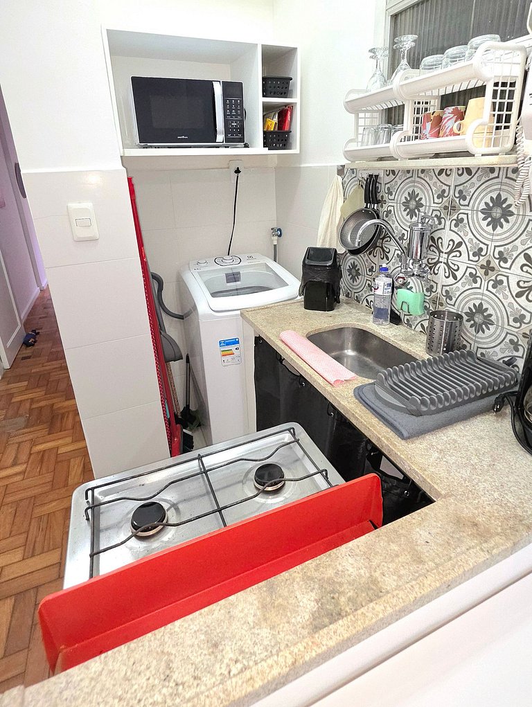 Quarto e sala novo em predio residencial