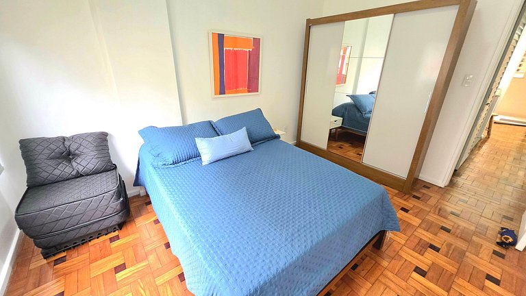 Quarto e sala novo em predio residencial
